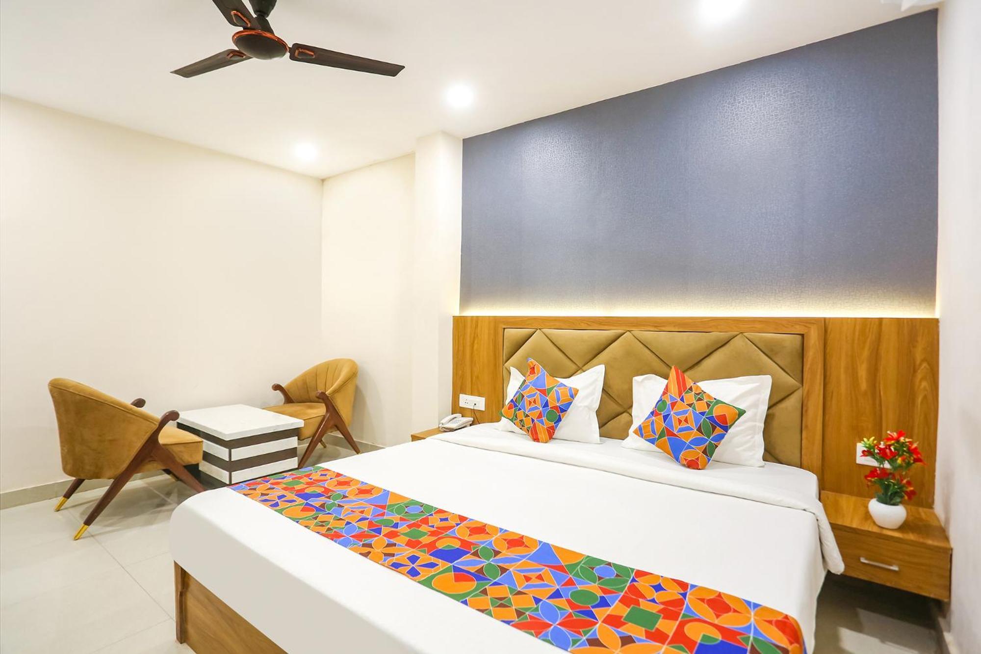 Fabhotel Hari Kunj 900 M From Kashi Vishwanath Temple Bénarès Extérieur photo