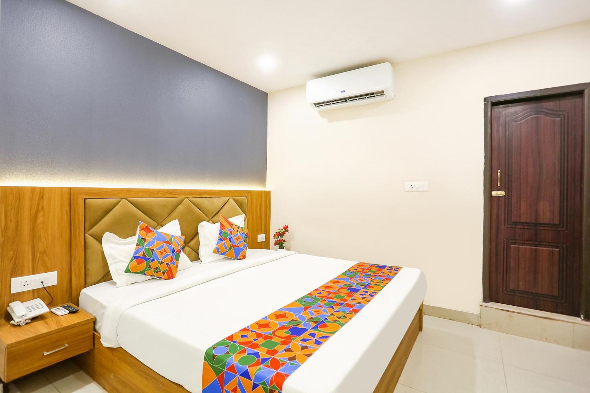 Fabhotel Hari Kunj 900 M From Kashi Vishwanath Temple Bénarès Extérieur photo